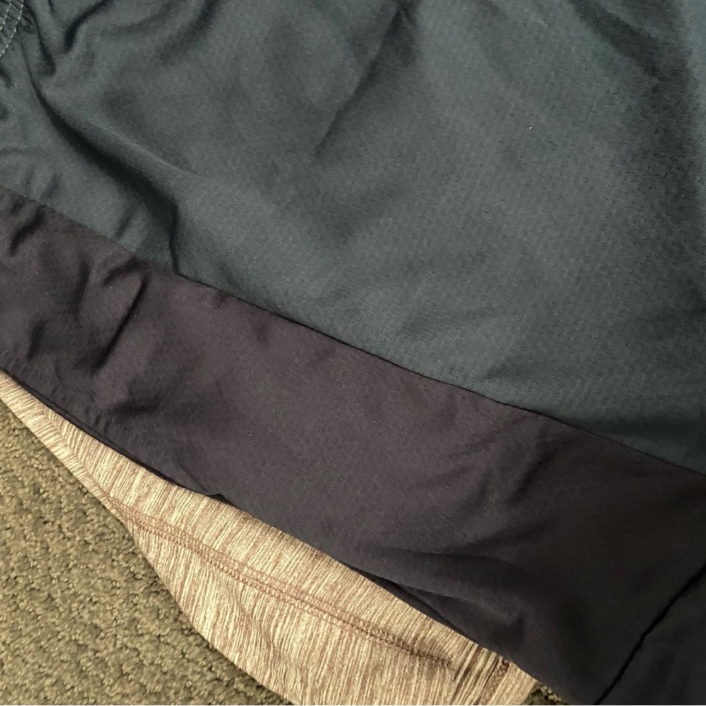 All In Motion Men’s Navy and Heather Maroon Shorts with pockets (2 pair) NWT - Picture 4 of 10